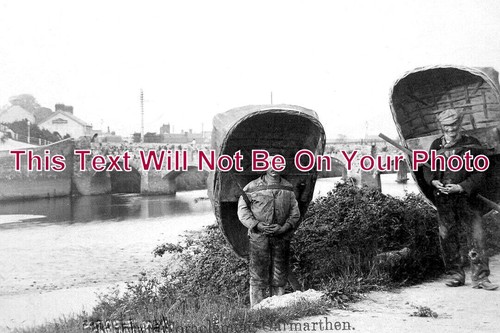 3092 coracle men - -,