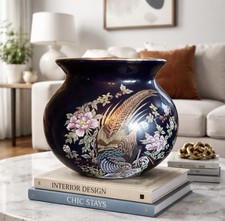 Beautiful Kutani Ware Vase