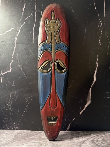 Authentic african wood - wood, mask