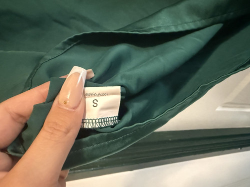 Women green satin cowl - women’s,