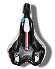 PRO Griffon Saddle Old North