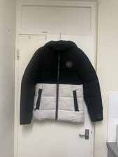 Supply & Demand black and