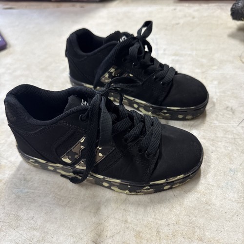 Heelys skate shoes - skate, kids