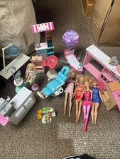 Barbie Bundle Dentist Coffe Shop Kitchen Hairdresser Dolls