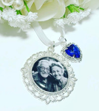 Wedding bouquet photo charm