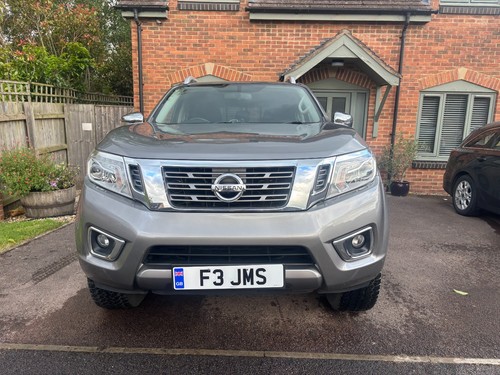 Nissan navara np300 - nissan,