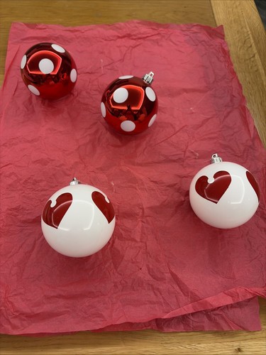 Four large bubbles - four,