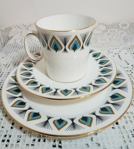 Vintage royal imperial - royal,