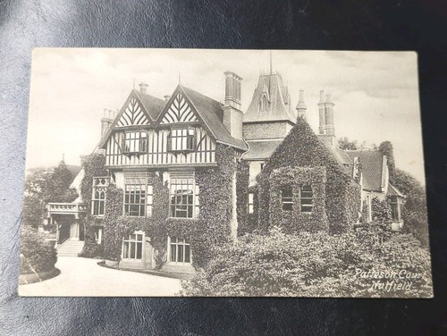 Patteson court nutfield - patteson,