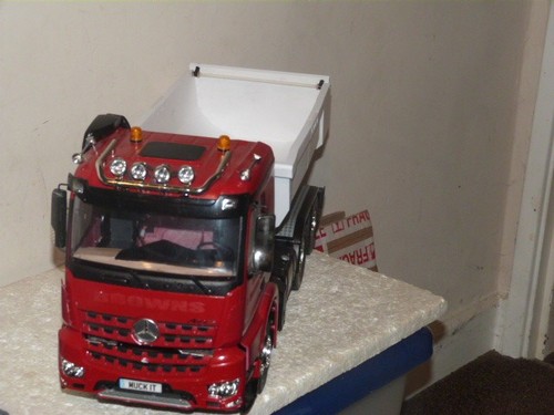 Tamiya mercedes arocs 6x4 - 1:14,