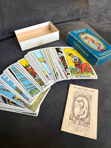 Rider company tarot - company,