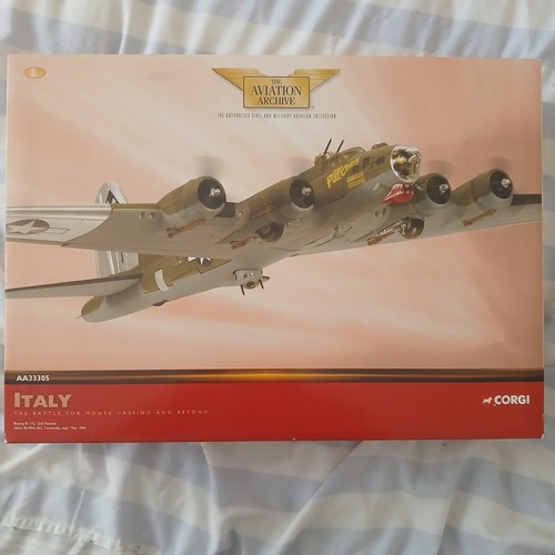 Corgi aviation italy boeing - corgi,