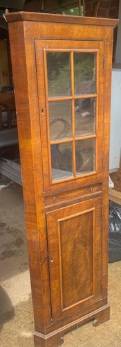 Walnut slim free - walnut, standing