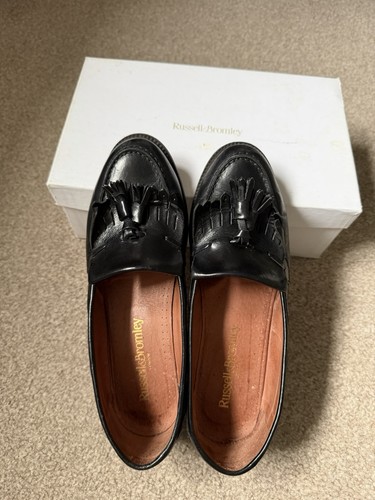 Russell bromley tasselled - &,