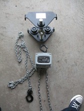 Yale Lift360 Chain Hoist up to 500kg, 3 metre lift, with Yale HTP beam trolley