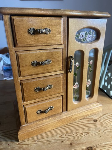 Vintage wooden jewellery - wooden, box