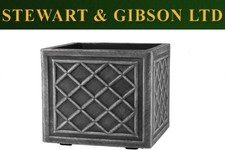 Stewart Garden Square Lead