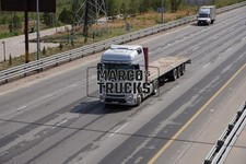 Truck photo Shacman flatbed