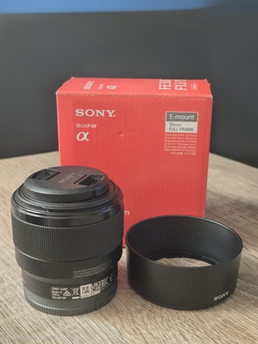 Sony 50mm 8 - 50mm, full-frame