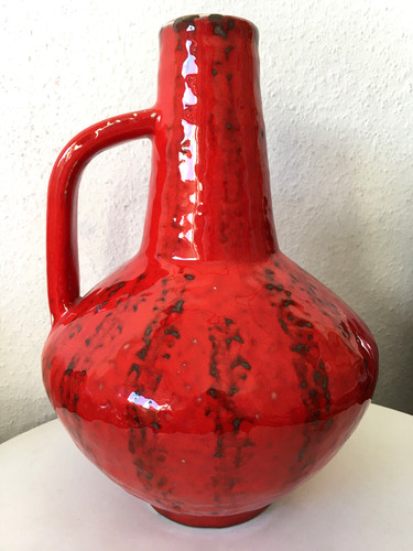 Carstens pottery vase