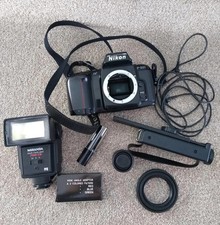 Nikon F-601 AF camera with