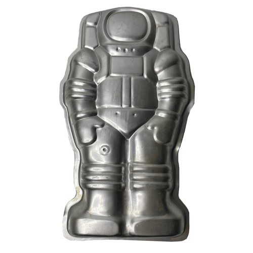 Vintage astronaut space man - astronaut,