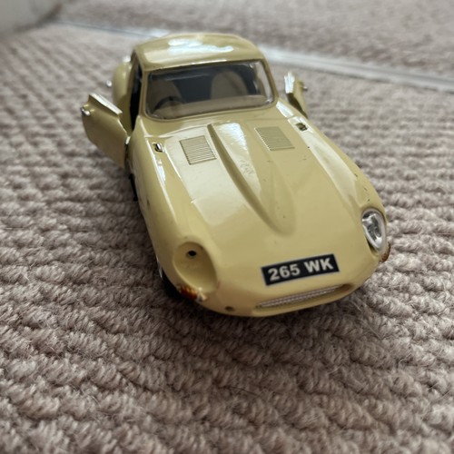 Saico jaguar type 32 scale - saico, 1:32