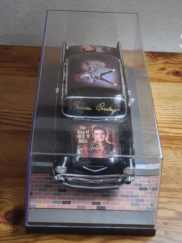 Priscilla presley autographed - priscilla,