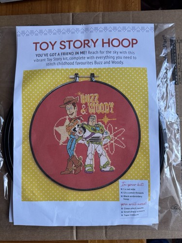 Hachette toy story woody and - story,