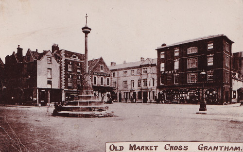 Postcard grantham old - postcard,
