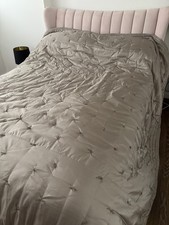 LAURA ASHLEY  Truscott Luxury