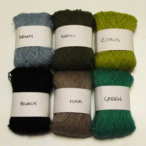 Balls 2ply wool yarn - 6x,
