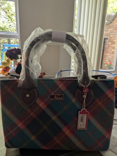 Ebony ness tweed - ness,