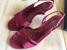 Clarks kitten heel shoes, 4 1/2 , dark red fabric, with diamante detail