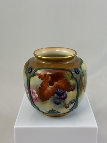 Antique royal worcester hadley - royal,