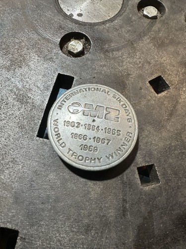 Trophy etz tank cap - trophy,