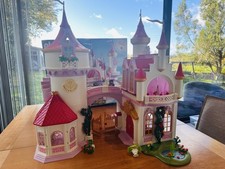 Playmobil 5142 boxed Princess Fantasy Large Castle ** never played with **