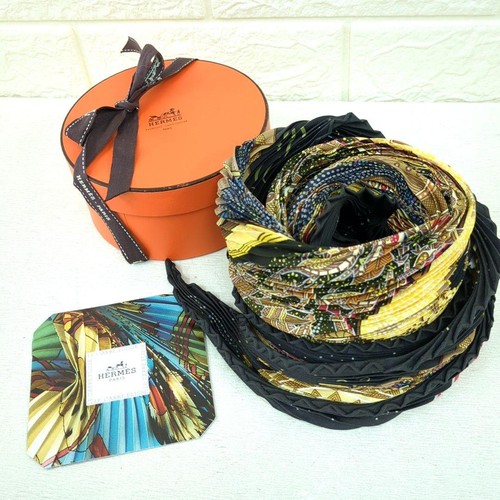 Used hermes silk pleated - used,