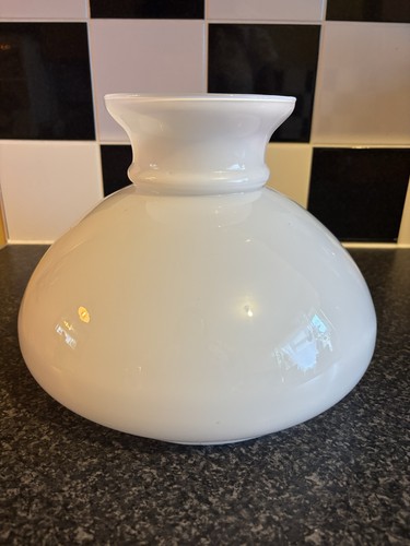 Vintage opaline glass - opaline, student