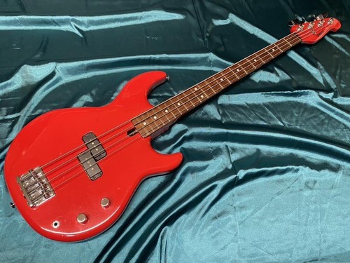 Yamaha bb550 electric bass - electric,