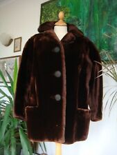 Vintage 1960's Beautiful Beaver Lamb Short Fur Coat Bust 42"