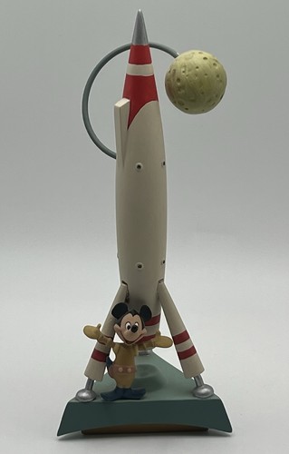 Disneyland rocket the moon - to,