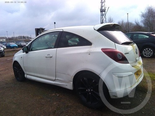 Vaxuhall corsa limited - d,