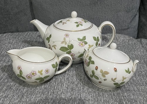 Wedgwood wild strawberry - wedgwood,
