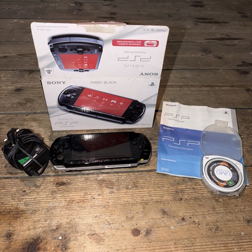 Sony psp 3003 - (piano, black)