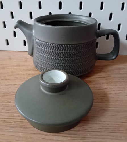 Vintage denby chevron - chevron, olive