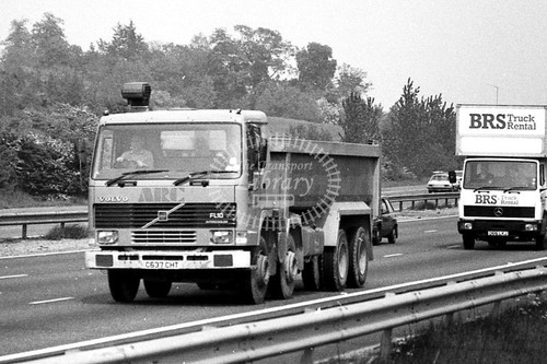 Photo amey roadstone volvo - roadstone,