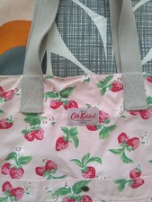 Cath Kidston { Pink wild strawberry floral tote Book bag oatmeal fabric Red