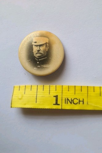 Boer war button - war,