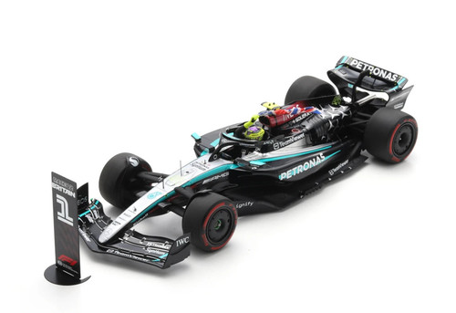 Mercedes amg petronas w15 - petronas,